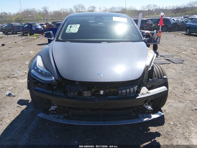 2019 Tesla Model 3 Long Range/performance მანქანა იყიდება აუქციონზე, vin: 5YJ3E1EB5KF386546, აუქციონის ნომერი: 44604393