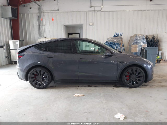 7SAYGDEF7NF490015 Tesla Model Y Performance Dual Motor All-wheel Drive