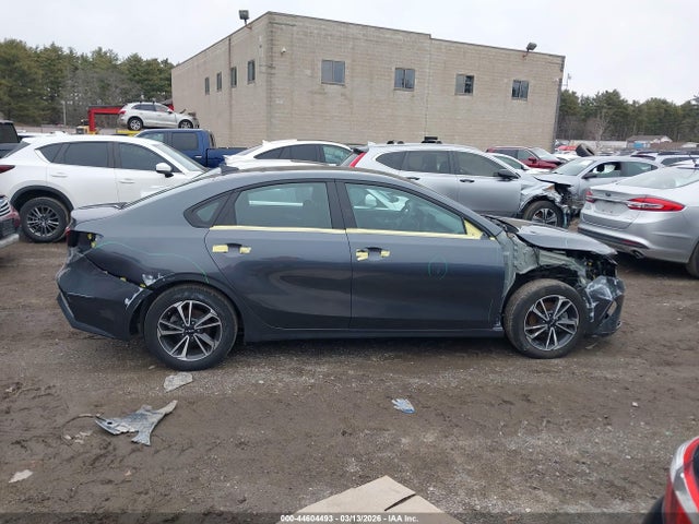 3KPF24AD6PE662972 KIA Forte Lxs