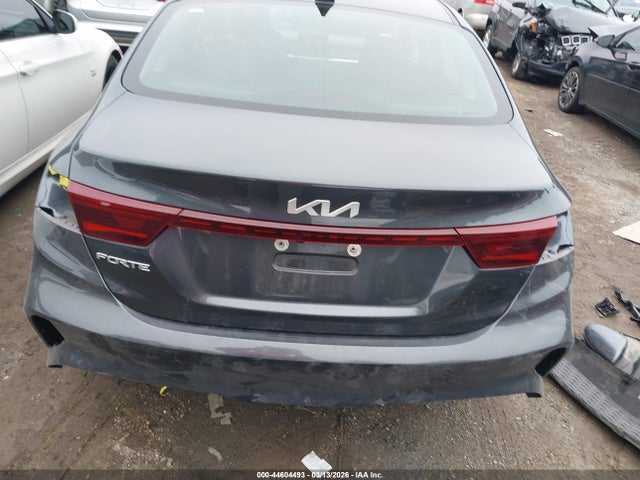 3KPF24AD6PE662972 KIA Forte Lxs