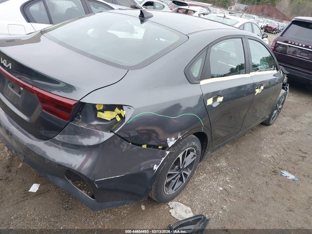 3KPF24AD6PE662972 KIA Forte Lxs