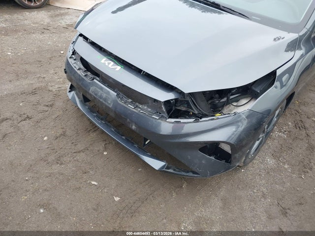 3KPF24AD6PE662972 KIA Forte Lxs