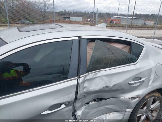 44604508 :رقم المزاد ، 19VDE1F35EE012727 vin ، 2014 Acura Ilx 2.0l مزاد بيع