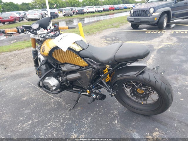 2019 BMW R NINE T WB10J1306KZ731980 Photo 2