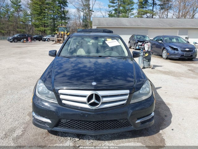 Продаж на аукціоні авто 2013 Mercedes-benz C 300 Sport 4matic, vin: WDDGF8AB5DR286625, номер лоту: 44604543