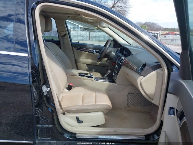 Продаж на аукціоні авто 2013 Mercedes-benz C 300 Sport 4matic, vin: WDDGF8AB5DR286625, номер лоту: 44604543
