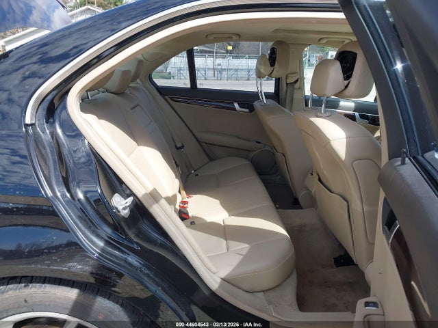 Продаж на аукціоні авто 2013 Mercedes-benz C 300 Sport 4matic, vin: WDDGF8AB5DR286625, номер лоту: 44604543