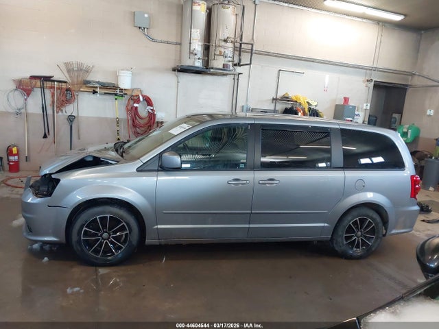 Продажа на аукционе авто 2017 Dodge Grand Caravan Se Plus, vin: 2C4RDGBG3HR618574, номер лота: 44604544
