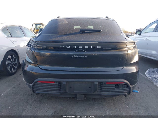 WP1AA2XAXRL000512 Porsche Macan Electric 4