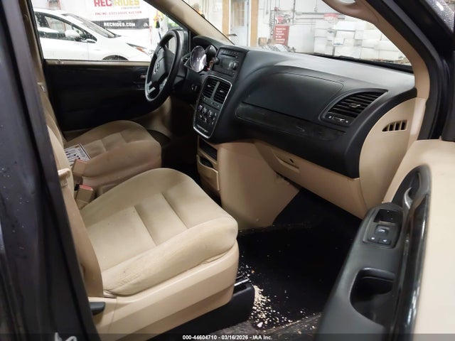 44604710 :رقم المزاد ، 2C4RDGBGXER279372 vin ، 2014 Dodge Grand Caravan Se مزاد بيع