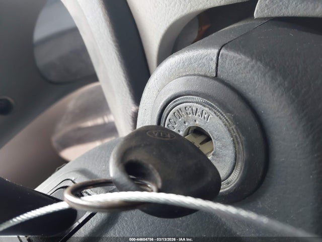 2009 Kia Spectra Lx მანქანა იყიდება აუქციონზე, vin: KNAFE221595632700, აუქციონის ნომერი: 44604756