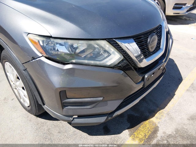 Nissan ROGUE S 2018 5N1AT2MT1JC715845 Image 17