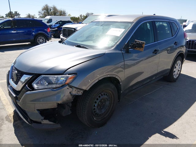 Nissan ROGUE S 2018 5N1AT2MT1JC715845 Image 2