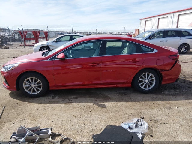 5NPE24AF0KH820370 Hyundai SONATA SE