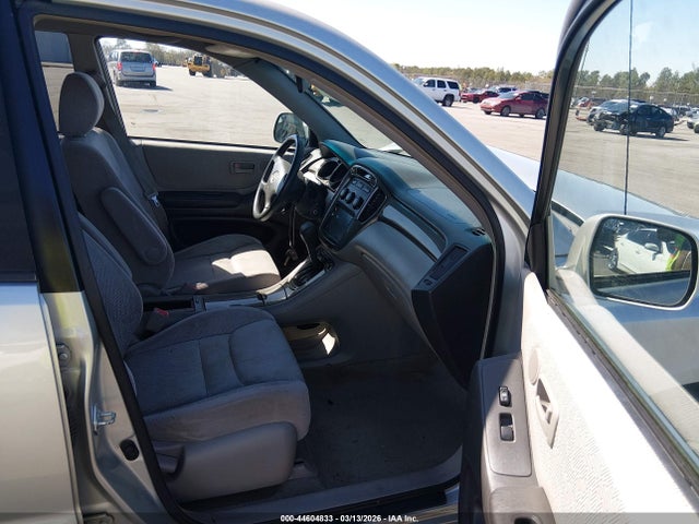 2003 TOYOTA HIGHLANDER JTEGF21AX30097840 Photo 4