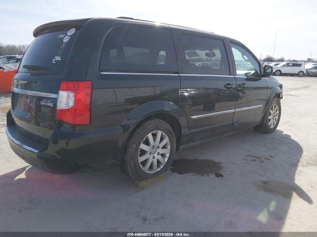 44604877 :رقم المزاد ، 2C4RC1BGXFR618584 vin ، 2015 Chrysler Town & Country Touring مزاد بيع