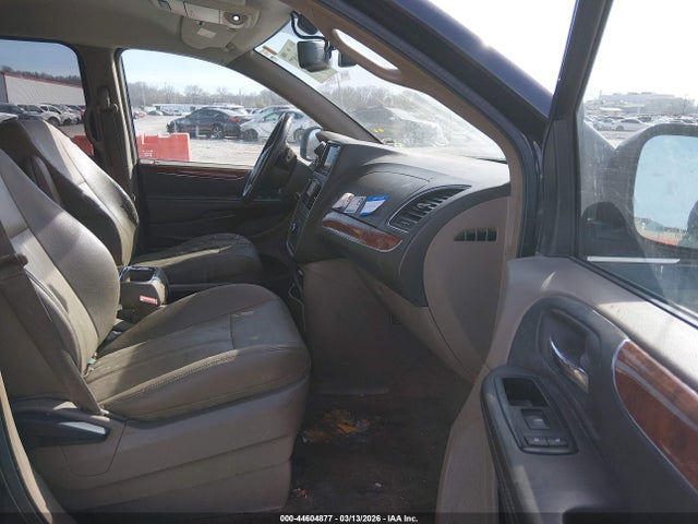 44604877 :رقم المزاد ، 2C4RC1BGXFR618584 vin ، 2015 Chrysler Town & Country Touring مزاد بيع