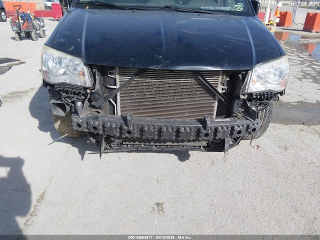 44604877 :رقم المزاد ، 2C4RC1BGXFR618584 vin ، 2015 Chrysler Town & Country Touring مزاد بيع