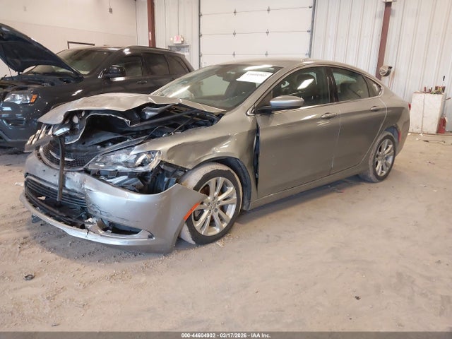 2017 Chrysler 200 Limited Platinum მანქანა იყიდება აუქციონზე, vin: 1C3CCCAB0HN510986, აუქციონის ნომერი: 44604902