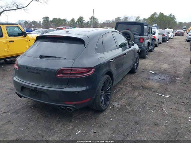 2018 PORSCHE MACAN WP1AG2A50JLB63932 Photo 3