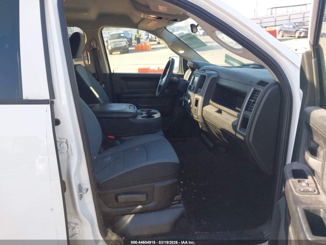 Продажа на аукционе авто 2022 Ram 1500 Classic Tradesman  4x2 6'4 Box, vin: 1C6RR6FGXNS152164, номер лота: 44604918