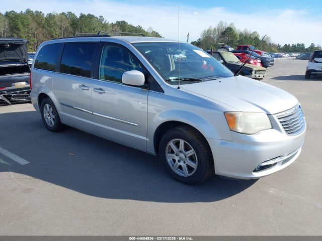 2011 CHRYSLER TOWN & COUNTRY 2A4RR5DG3BR638313