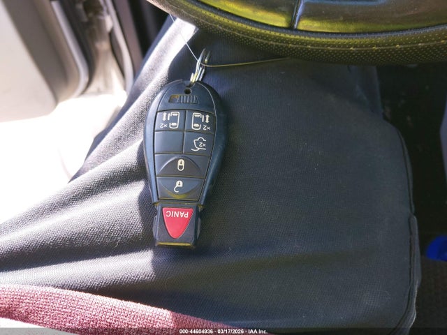 2011 CHRYSLER TOWN & COUNTRY 2A4RR5DG3BR638313 Photo 10