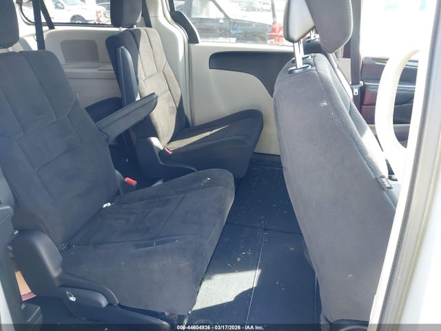 2011 CHRYSLER TOWN & COUNTRY 2A4RR5DG3BR638313 Photo 7