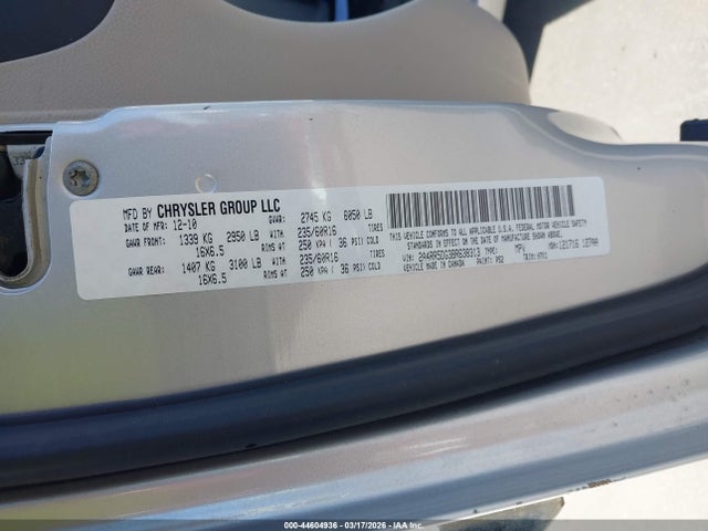 2011 CHRYSLER TOWN & COUNTRY 2A4RR5DG3BR638313 Photo 8