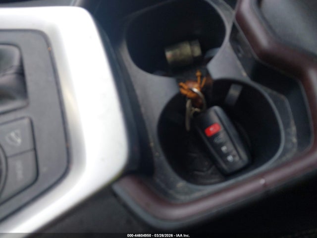 Продажа на аукционе авто 2021 Toyota Rav4 Limited, vin: JTMN1RFV7MJ040084, номер лота: 44604950