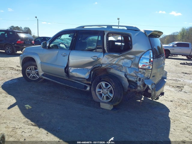 2005 LEXUS GX 470 JTJBT20X750071628 Photo 2