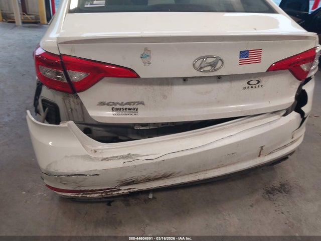 44604991 :رقم المزاد ، 5NPE24AF3FH179544 vin ، 2015 Hyundai Sonata Se مزاد بيع