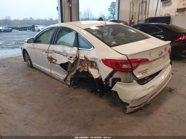 44604991 :رقم المزاد ، 5NPE24AF3FH179544 vin ، 2015 Hyundai Sonata Se مزاد بيع