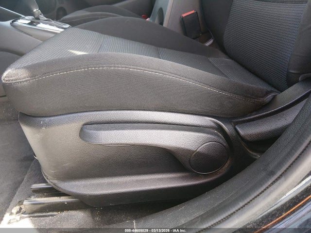 44605029 :رقم المزاد ، 3KPFK4A78JE256581 vin ، 2018 Kia Forte Lx مزاد بيع