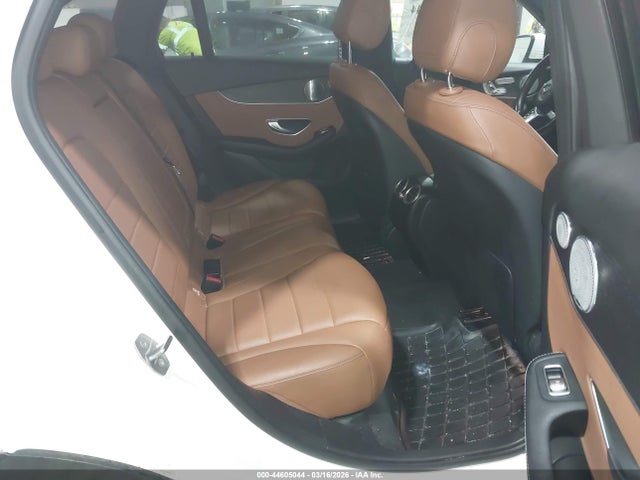 44605044 :رقم المزاد ، W1N0G8EB3MV274069 vin ، 2021 Mercedes-benz Glc 300 4matic Suv مزاد بيع