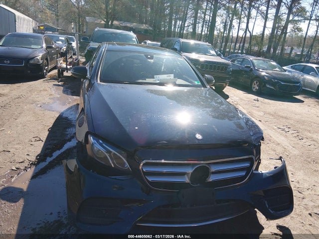 2017 Mercedes-benz E 300 მანქანა იყიდება აუქციონზე, vin: WDDZF4JB6HA014767, აუქციონის ნომერი: 44605062