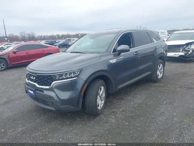 44605104 :رقم المزاد ، 5XYRGDLC4NG097057 vin ، 2022 Kia Sorento Lx مزاد بيع