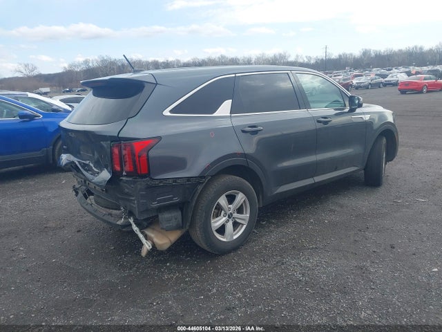 44605104 :رقم المزاد ، 5XYRGDLC4NG097057 vin ، 2022 Kia Sorento Lx مزاد بيع