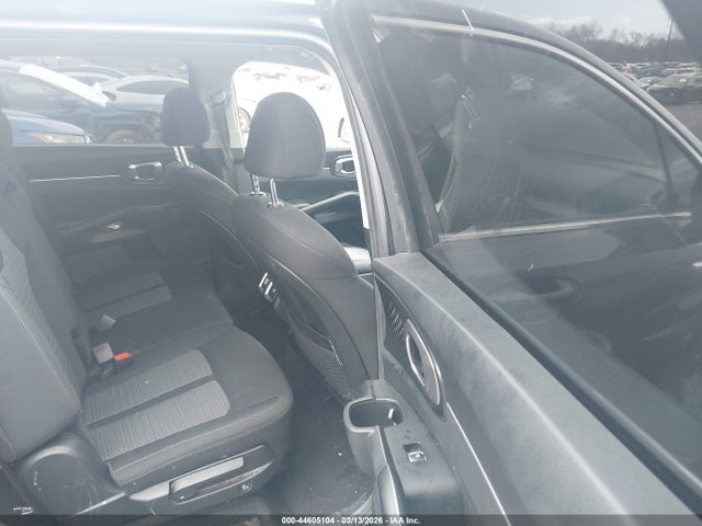 44605104 :رقم المزاد ، 5XYRGDLC4NG097057 vin ، 2022 Kia Sorento Lx مزاد بيع