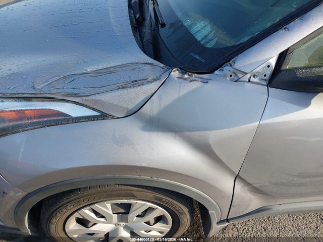 JTNKHMBX8K1053377 Toyota C-HR LE