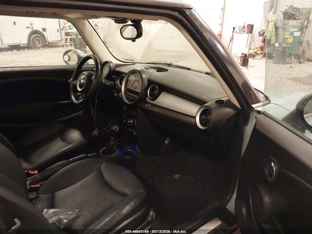 2013 MINI COOPER WMWSU3C59DT547002 Photo 4