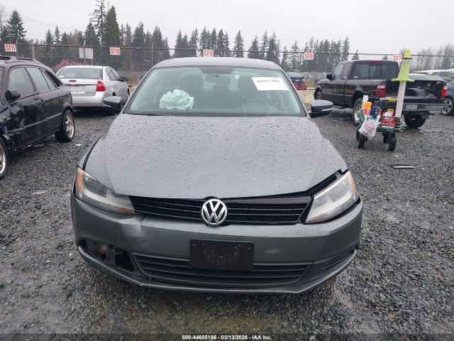 44605186 :رقم المزاد ، 3VWDP7AJ3CM341839 vin ، 2012 Volkswagen Jetta 2.5l Se مزاد بيع