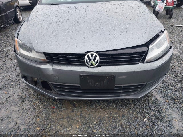 44605186 :رقم المزاد ، 3VWDP7AJ3CM341839 vin ، 2012 Volkswagen Jetta 2.5l Se مزاد بيع