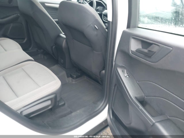 1FMCU9F63NUA12494 Ford ESCAPE S