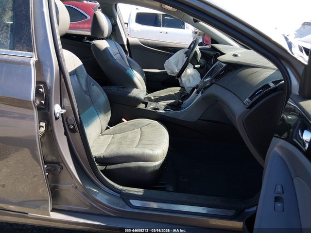 44605213 :رقم المزاد ، 5NPEC4AC5CH386211 vin ، 2012 Hyundai Sonata Limited مزاد بيع