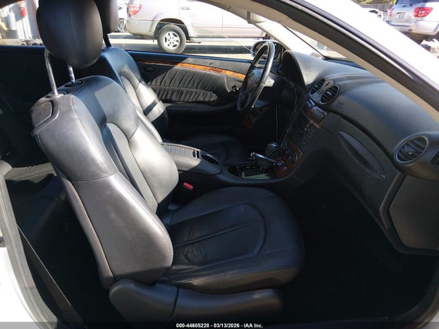 44605228 :رقم المزاد ، WDBTJ56H56F180813 vin ، 2006 Mercedes-benz Clk 350 مزاد بيع