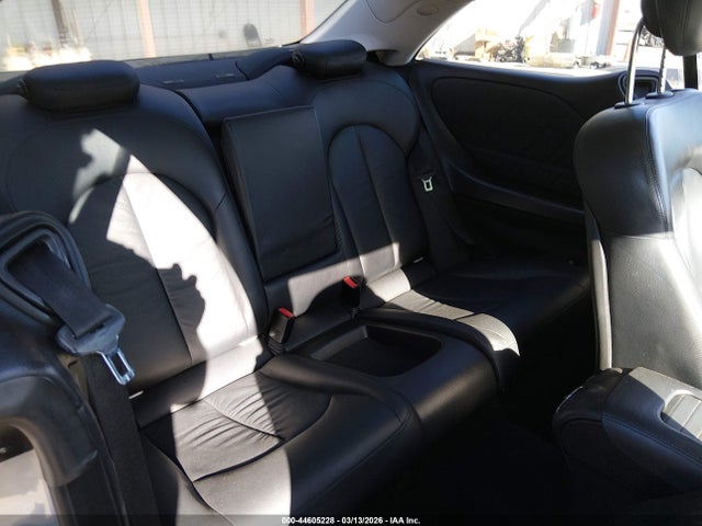 44605228 :رقم المزاد ، WDBTJ56H56F180813 vin ، 2006 Mercedes-benz Clk 350 مزاد بيع