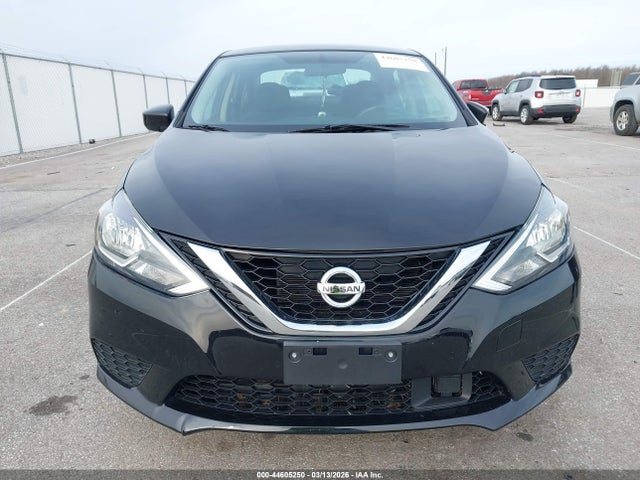 2019 Nissan Sentra S მანქანა იყიდება აუქციონზე, vin: 3N1AB7AP8KY424511, აუქციონის ნომერი: 44605250