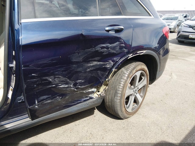 WDC0G4JB8JF453942 Mercedes-Benz GLC 300