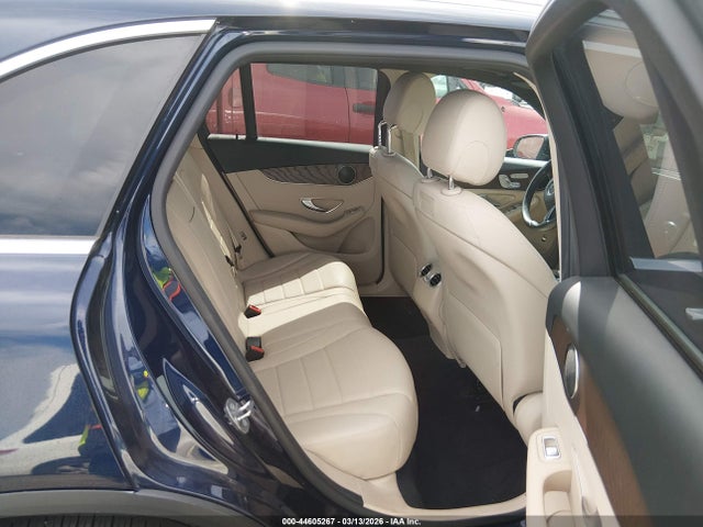 WDC0G4JB8JF453942 Mercedes-Benz GLC 300